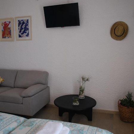 Sunset Rooms Agia Marina  ภายนอก รูปภาพ
