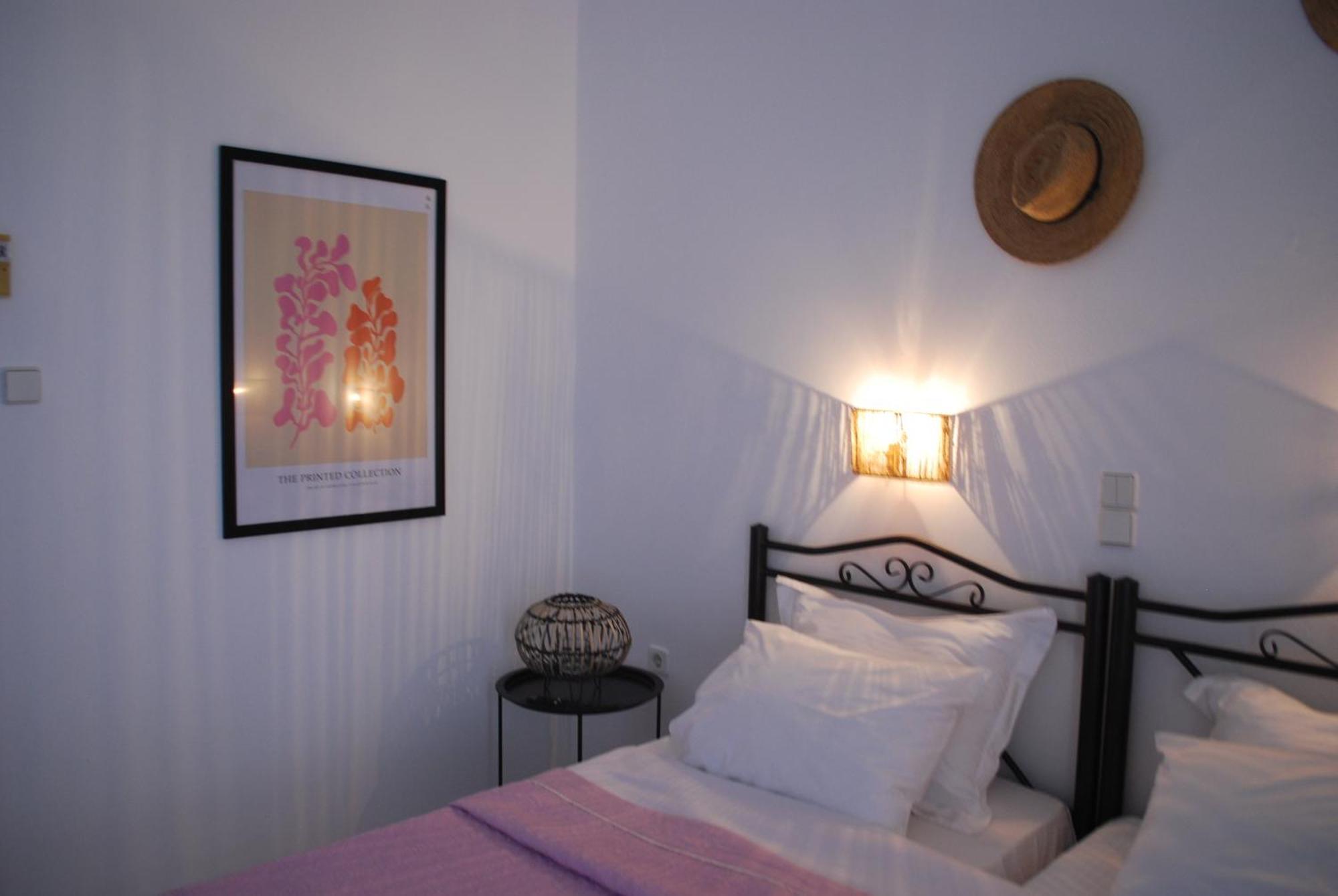 Sunset Rooms Agia Marina  ภายนอก รูปภาพ